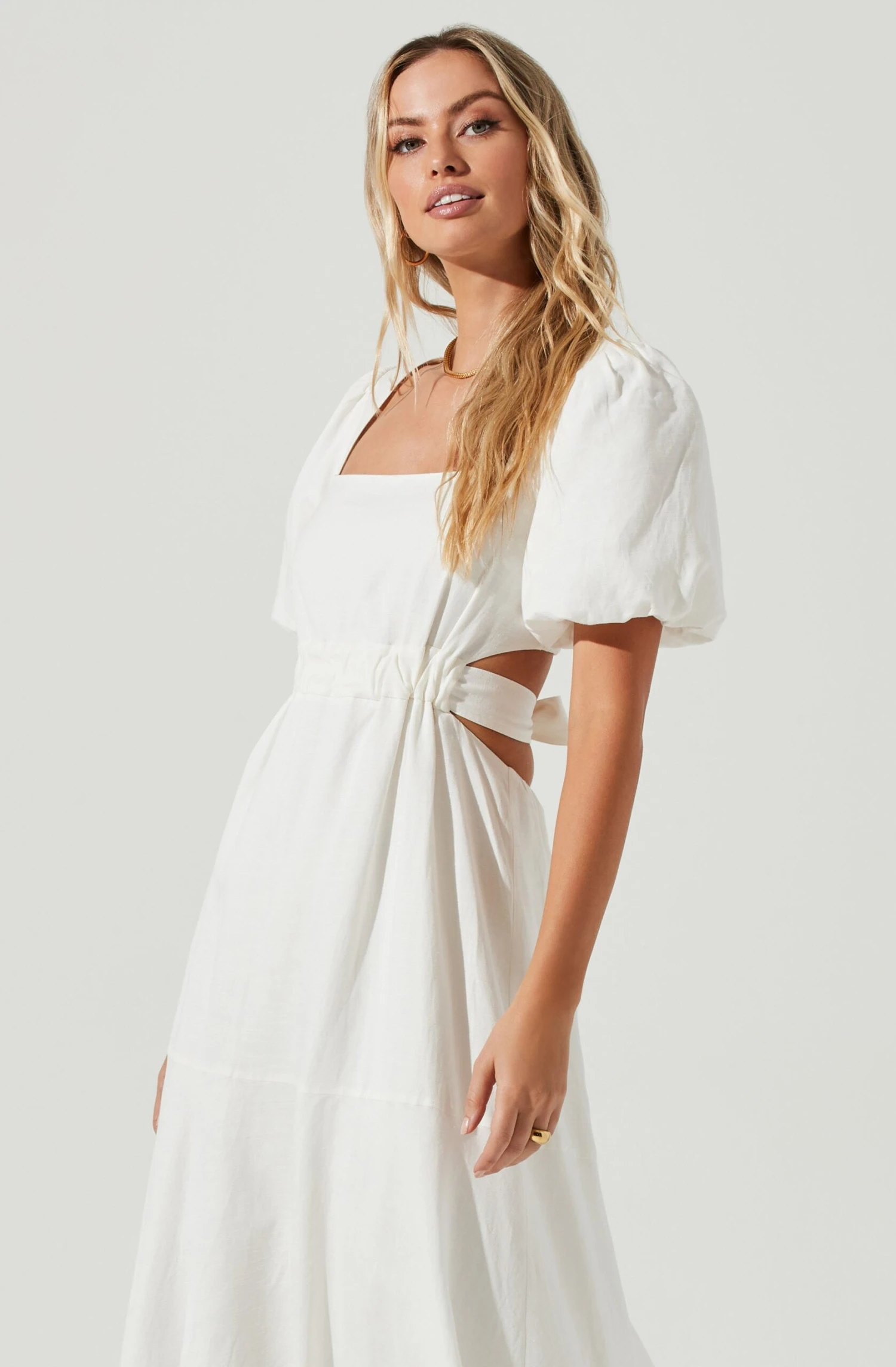 Angeles Puff Sleeve Cutout Dress 4 Angeles Puff Sleeve Cutout Dress - Image 2