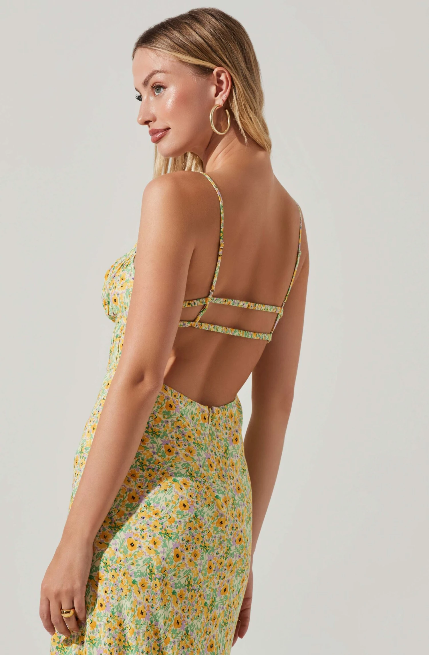 Maritza Floral Smocked Midi Dress 11 Maritza Floral Smocked Midi Dress - Image 9