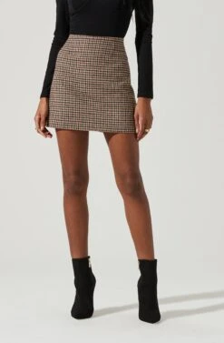 Brina Plaid Mini Skirt -Sun Gaia Dresses Shop ACS9107 BROWNBLACK 0656