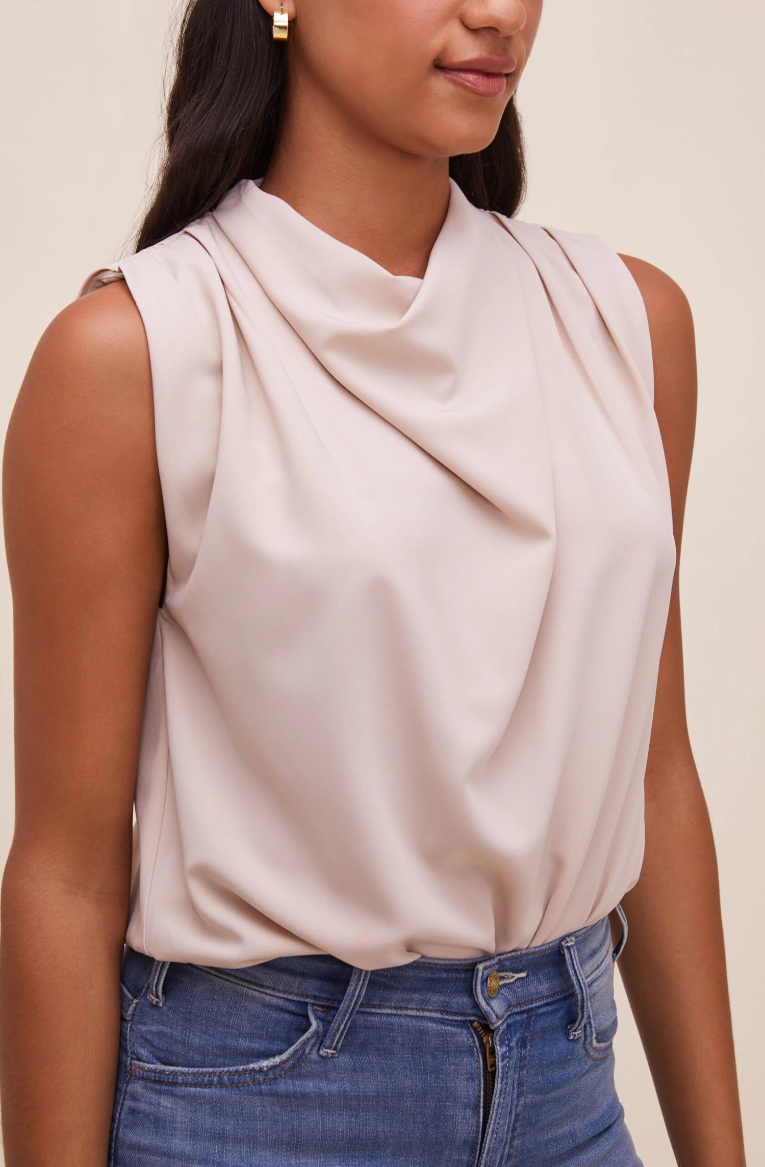 Remi Mock Neck Sleeveless Bodysuit 11 Remi Mock Neck Sleeveless Bodysuit - Image 9