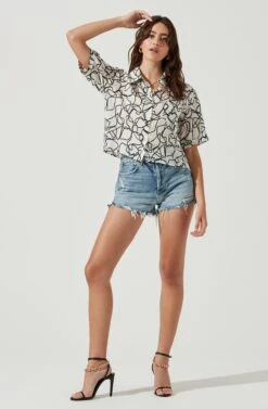 Chrysanthe Abstract Print Button Down Short Sleeve Top 11 Chrysanthe Abstract Print Button Down Short Sleeve Top -Sun Gaia Dresses Shop ACT16584B WHITEBLACKSKETCH 2