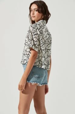 Chrysanthe Abstract Print Button Down Short Sleeve Top 13 Chrysanthe Abstract Print Button Down Short Sleeve Top -Sun Gaia Dresses Shop ACT16584B WHITEBLACKSKETCH 6