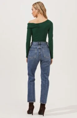 Maricopa Off Shoulder Twist Front Bodysuit -Sun Gaia Dresses Shop ACT16855 GREEN 2