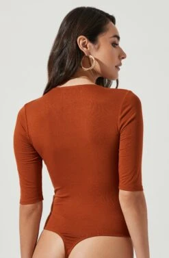 Mariona Cross Front Half Sleeve Bodysuit -Sun Gaia Dresses Shop ACT17106 RUST 5