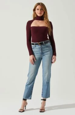 Izabella Turtleneck Cutout Sweater 21 Izabella Turtleneck Cutout Sweater -Sun Gaia Dresses Shop ACT17888 WINE 2