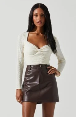 Ren Textured Sweetheart Long Sleeve Top -Sun Gaia Dresses Shop ACT17975 CREAM 3