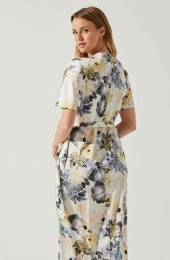 Floral Short Sleeve Wrap Front Maxi Dress 12 Floral Short Sleeve Wrap Front Maxi Dress -Sun Gaia Dresses Shop ADR101628 CHARCOALTAUPEFL 6