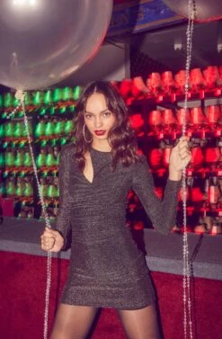 Akira Metallic Cutout Mini Dress -Sun Gaia Dresses Shop ASTR HOL22 SKATE 0093