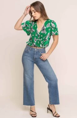 Short Sleeve Crinkle Wrap Top -Sun Gaia Dresses Shop AT13629 GREEN FLORAL 1A