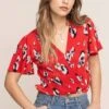 Short Sleeve Crinkle Wrap Top 1 Short Sleeve Crinkle Wrap Top -Sun Gaia Dresses Shop AT13629 RED FLORAL 3BA