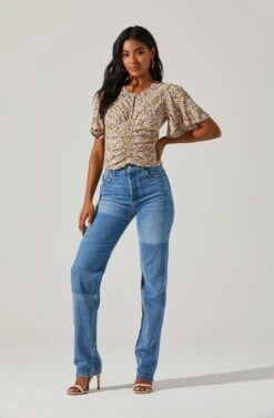 Floral Key Hole Flutter Sleeve Top -Sun Gaia Dresses Shop AT17291 SAGEPEACHDITSY 1