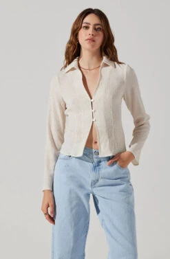 Shirred Long Sleeve Collared Flyaway Top -Sun Gaia Dresses Shop AT17821 OFFWHITE 3