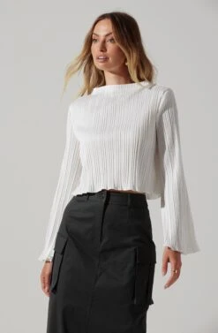 Cropped Plisse Mock Neck Top -Sun Gaia Dresses Shop AT17868 WHITE 4