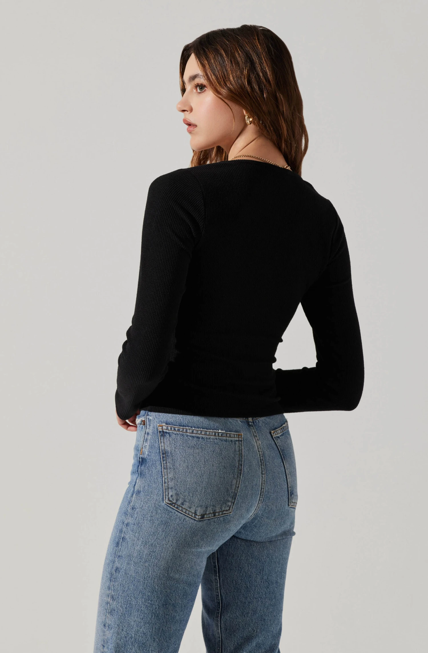 Long Sleeve Cupped Bust Knit Top 8 Long Sleeve Cupped Bust Knit Top - Image 6