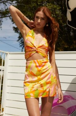 Arza Abstract Print Mini Skirt 13 Arza Abstract Print Mini Skirt -Sun Gaia Dresses Shop MyronPalms 3851