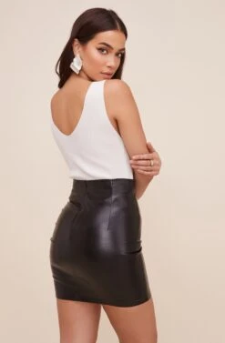 Ribbed V Neck Bodysuit -Sun Gaia Dresses Shop WL18 1285 IVORY 5